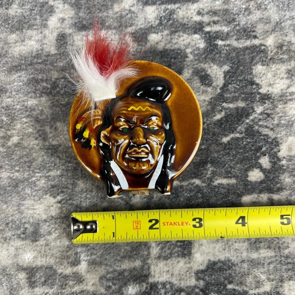 Vtg‎ Native American Chief & Brave Salt & Pepper Shaker Set Ceramic Kitsch